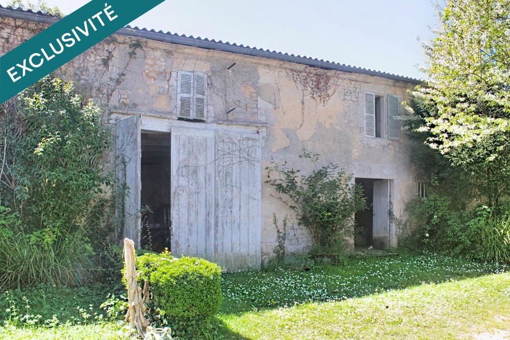 Charme, volumes et potentiel exceptionnel au coeur dun écrin de verdure !