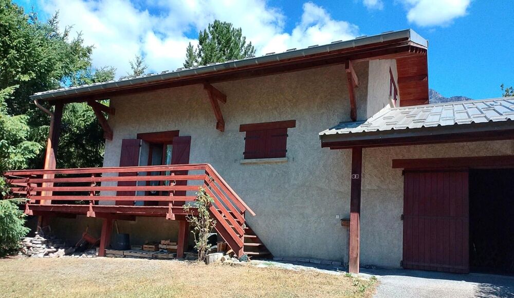 Vente Maison Maison avec terrain à 5mn de jausiers et 10 mn de Barcelonnette Jausiers