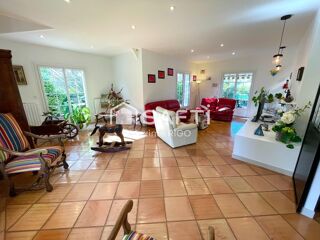  Maison � vendre 10 pi�ces 230 m�