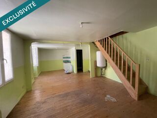  Immeuble à vendre 317 m²