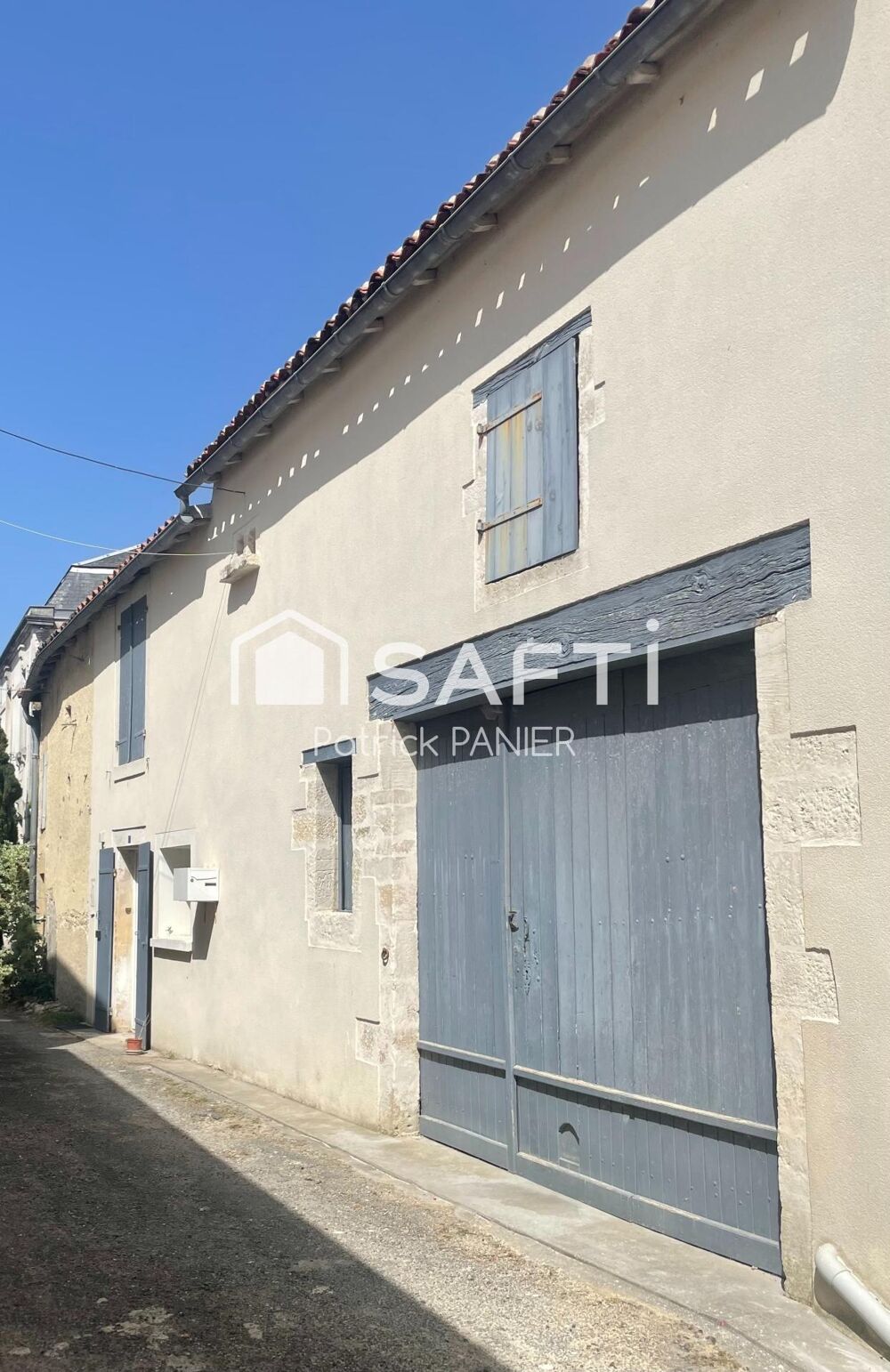 Vente Maison Maison 2 pièces 42 m² avec garage 63 m² Dampierre-sur-boutonne
