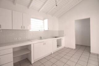 Appartement à louer 4 pièces 95 m²