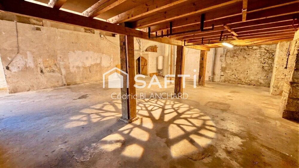 Vente Parking/Garage 107 m² fermés au cœur de Bordeaux Bordeaux