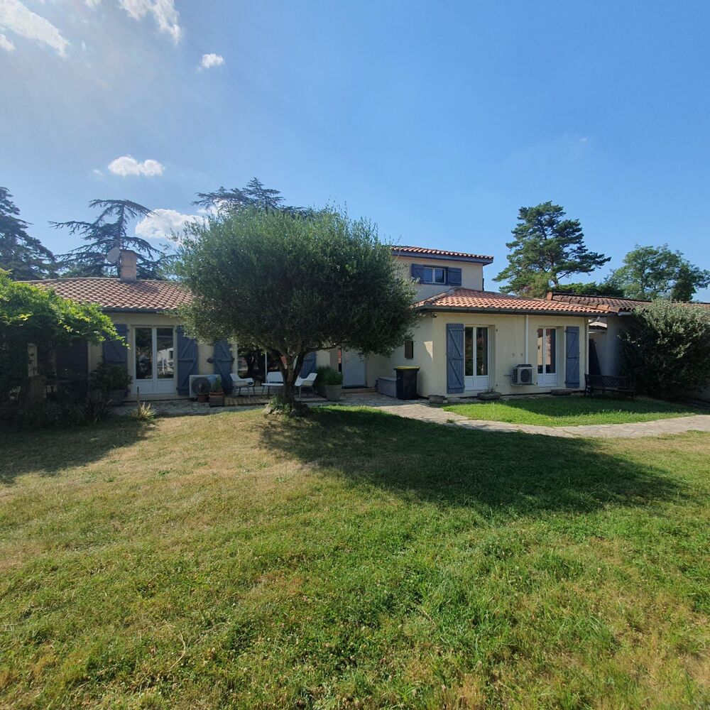 Charmante maison de 225 m²