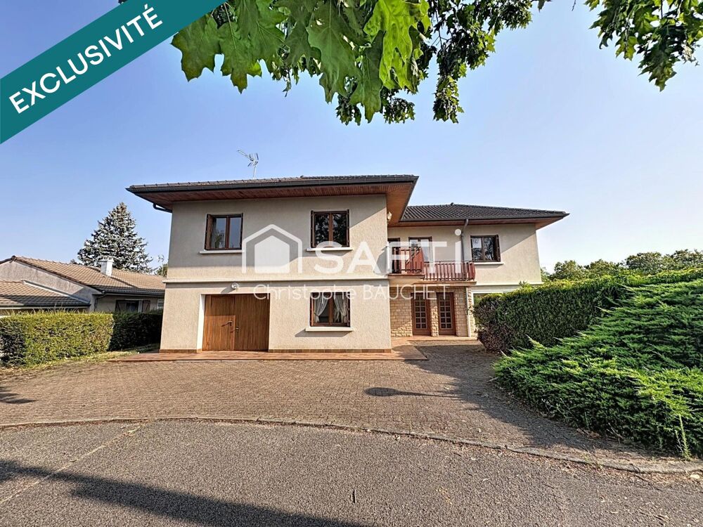 Maison familiale à rafraîchir à Bourg en Bresse