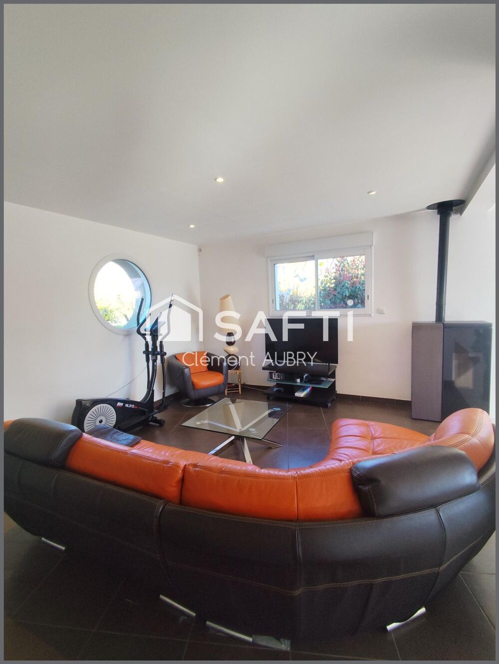 Beau pavillon familial avec terrain d'environ 600m² !!
