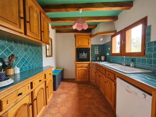 Vente Maison Un ensemble immobilier atypique de 412 m² Saint-georges-de-montclard