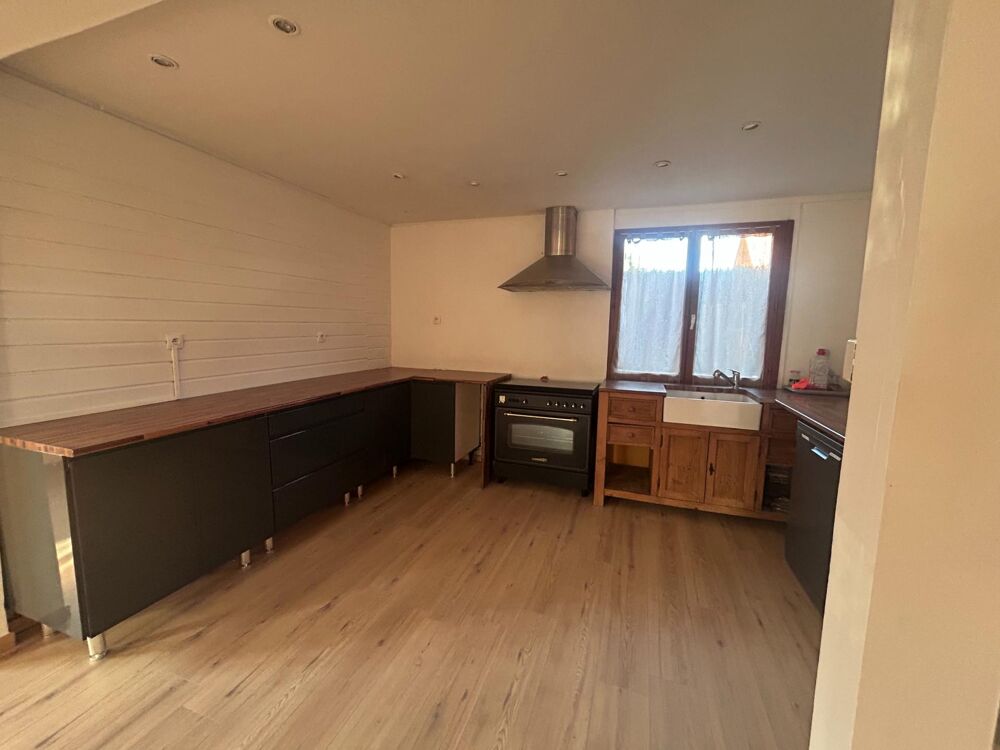 Maison individuelle chaleureuse et atypique