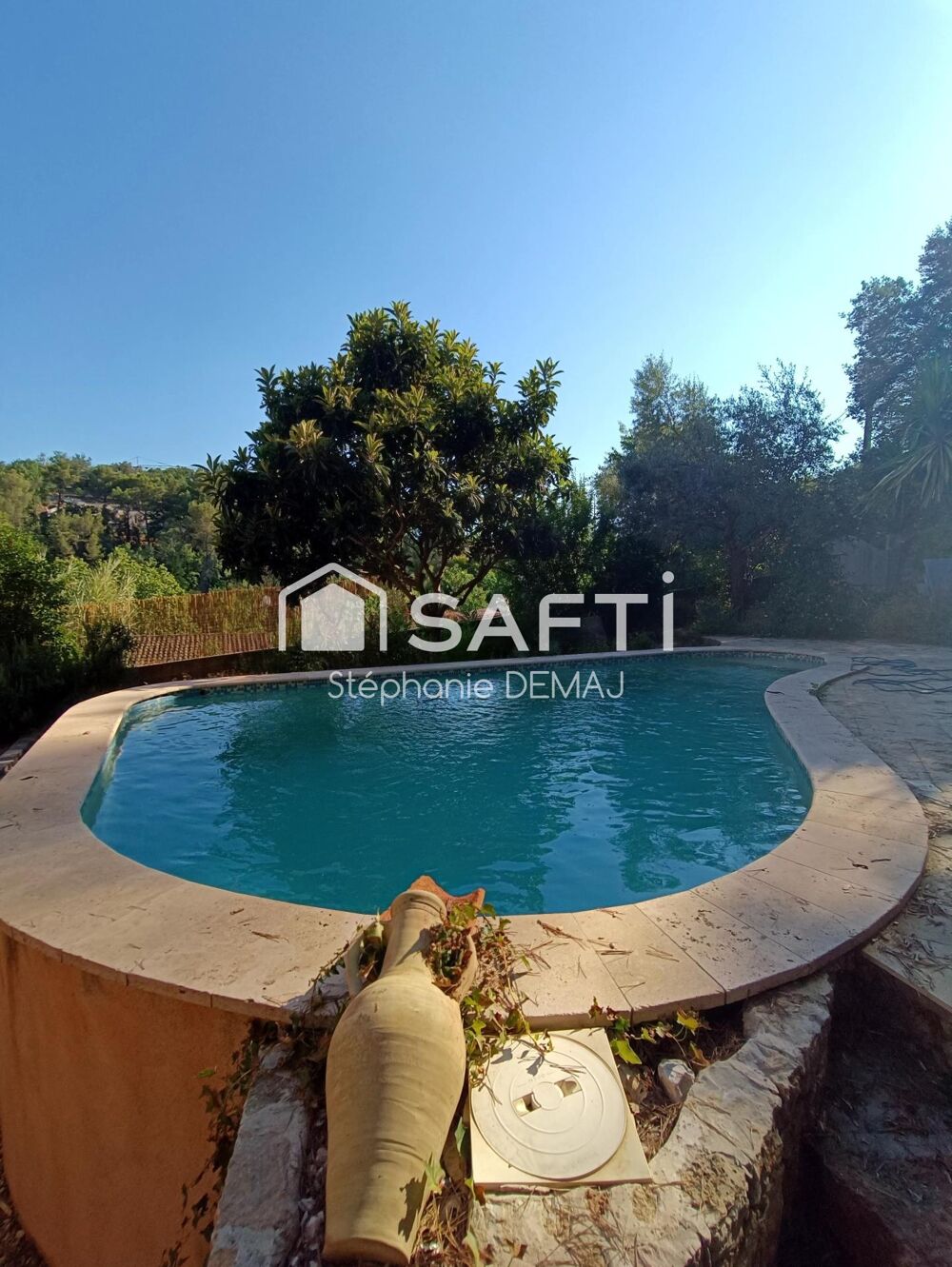 Vente Maison Maison traditionnelle T4 avec piscine- garage- Le luc