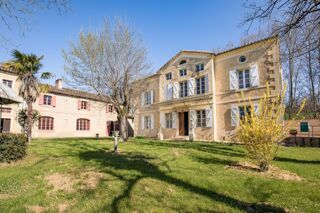  Maison à vendre 10 pièces 348 m²