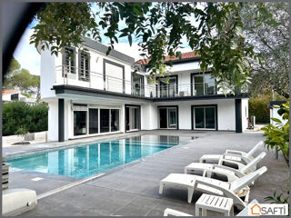 Maison 9 pièces 279 m² · à Saint-Raphael · 279 m² · 1 199 000 €