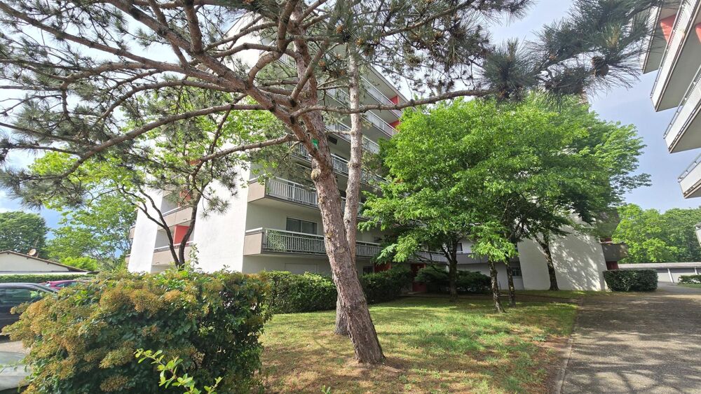 Vente Appartement appartement T3 avec cave, parking et grand balcon Merignac