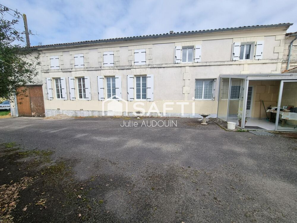Maison ancienne avec dépendances  131 m² habitables LE SEURE