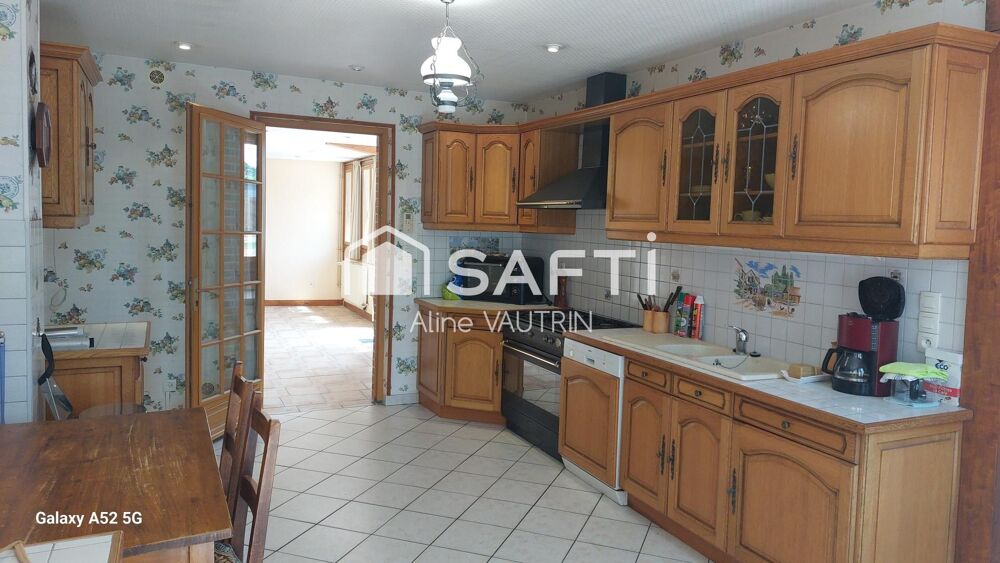 Vente Maison Belle maison familiale 168 m�, garages � Terrain 1770 m� Bourth Bourth