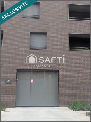  Parking / Garage à vendre 