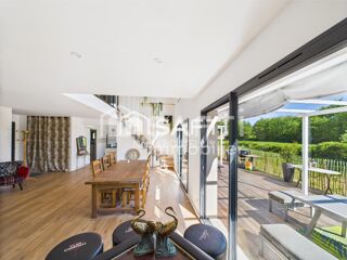  Maison  vendre 7 pices 270 m