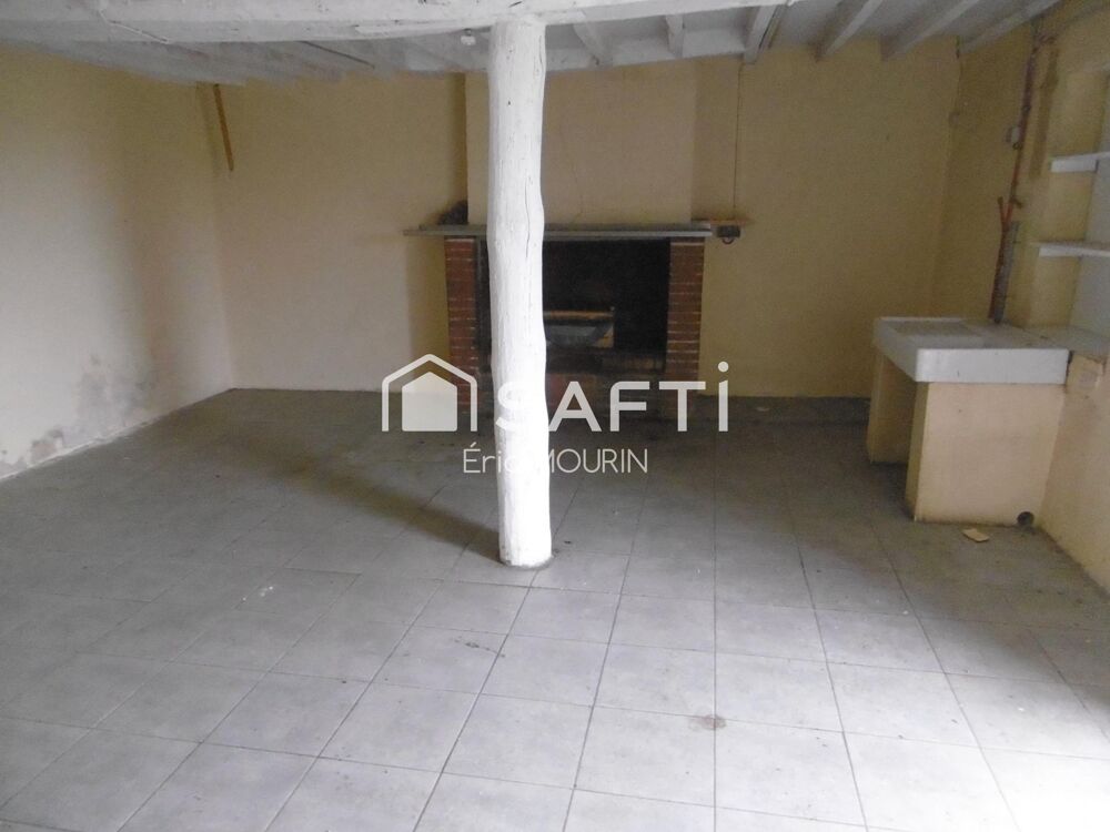 Vente Maison Jolie maison en pierres avec beaucoup de potentiel. Segre en anjou bleu