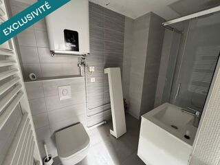  Immeuble à vendre 205 m²