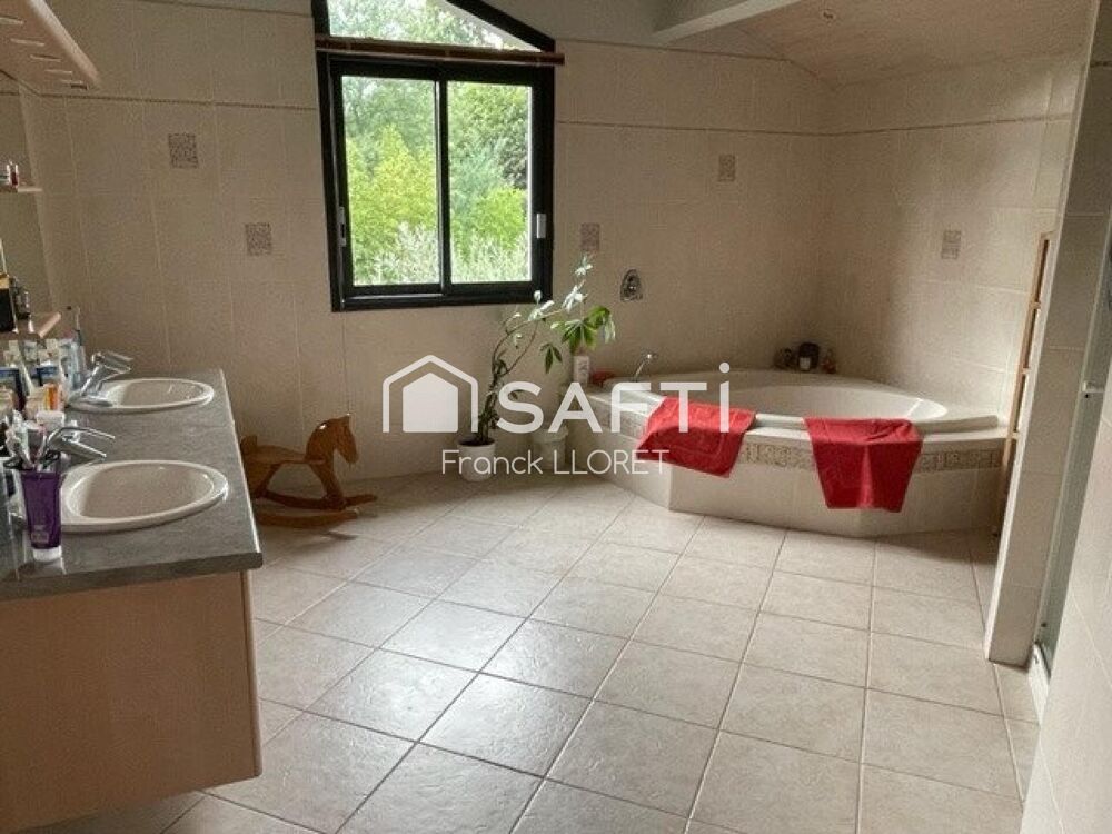 � vendre  Maison Vendays-Montalivet (33930)