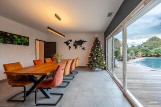  Maison � vendre 7 pi�ces 210 m�