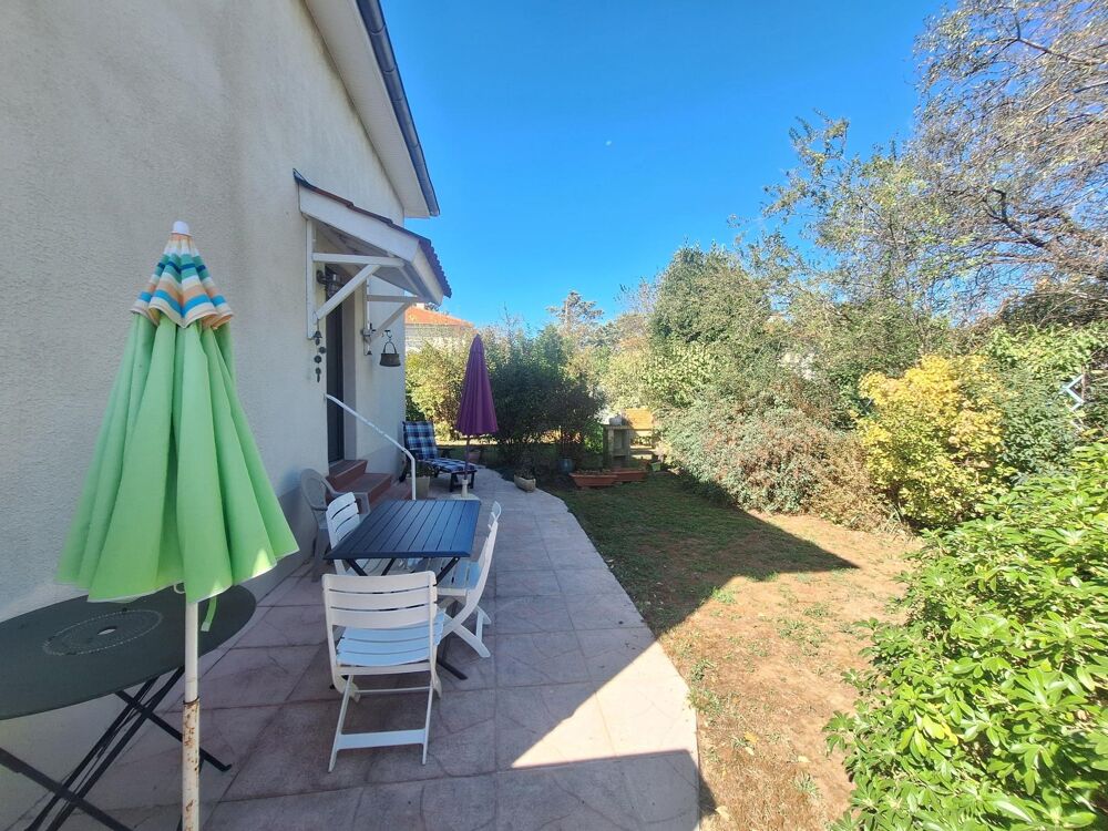 Vente Maison MEYZIEU LE CARREAU – Maison familiale 107 m² – Terrain 436 m² – 3 chambres – Garage – Combles aménageables – Calme et sans vis-à Meyzieu
