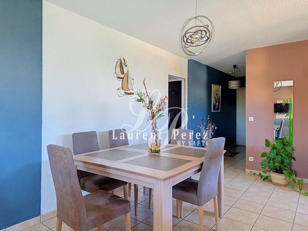 Appartement T4 traversant avec terrasse de 28 m² et parking