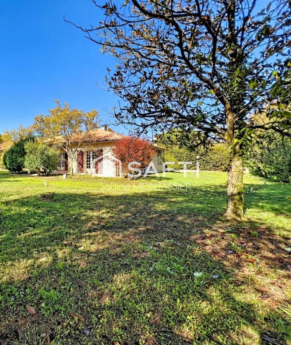 Vente Maison Maison de plain-pied 160 m² 7 pièces Blanquefort