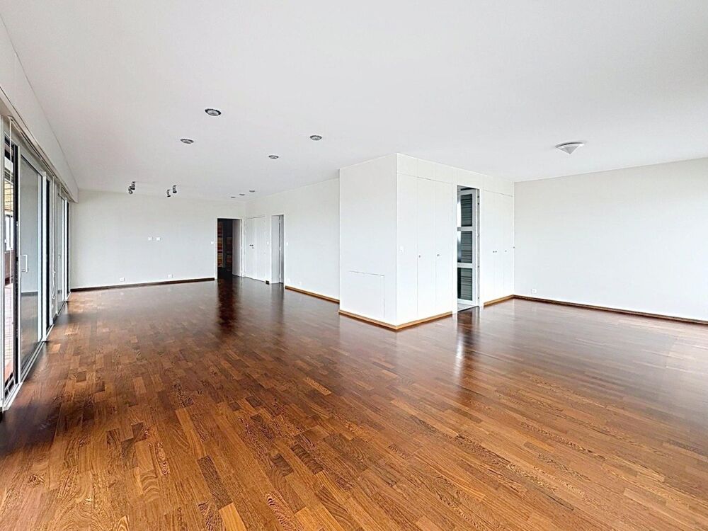 Appartement 183 m² AU 8ème et DERNIER ÉTAGE - VUE PANORAMIQUE RENNES
