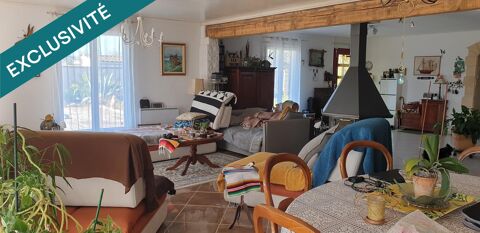   Maison familiale de plain-pied avec piscine et double garage, sur terrain arbor� de plus de 1900 m2 � Couqu�ques (33340) Maison - 4 pi�ce(s) - 149 m�