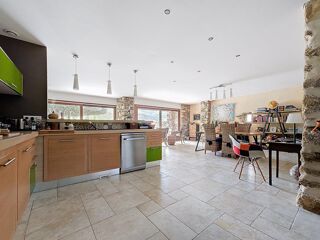  Maison � vendre 7 pi�ces 220 m�