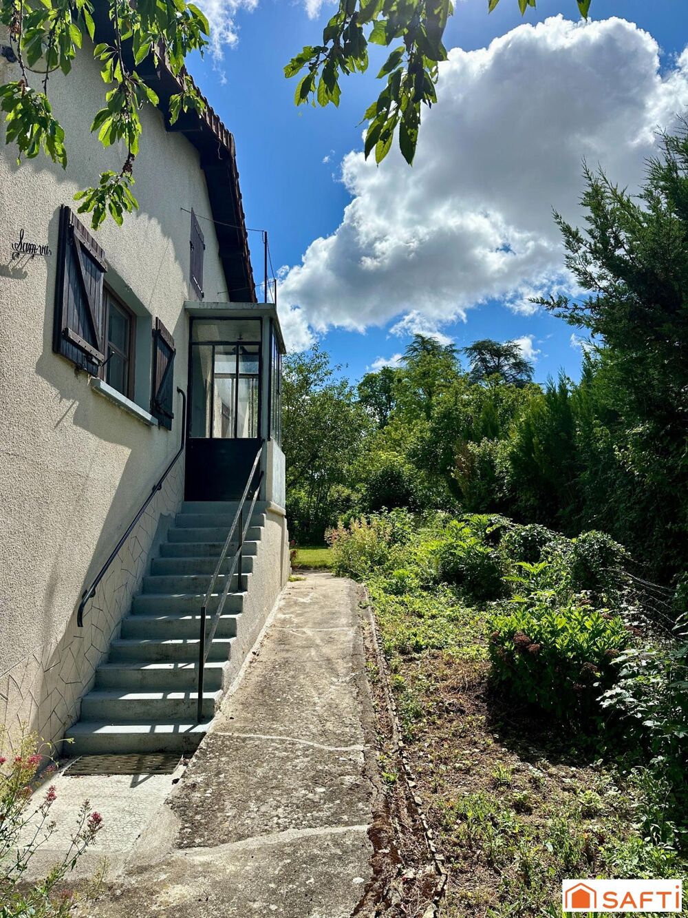 Maison de bourg de 54m2 avec un beau jardin