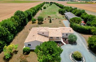  Maison à vendre 8 pièces 260 m²