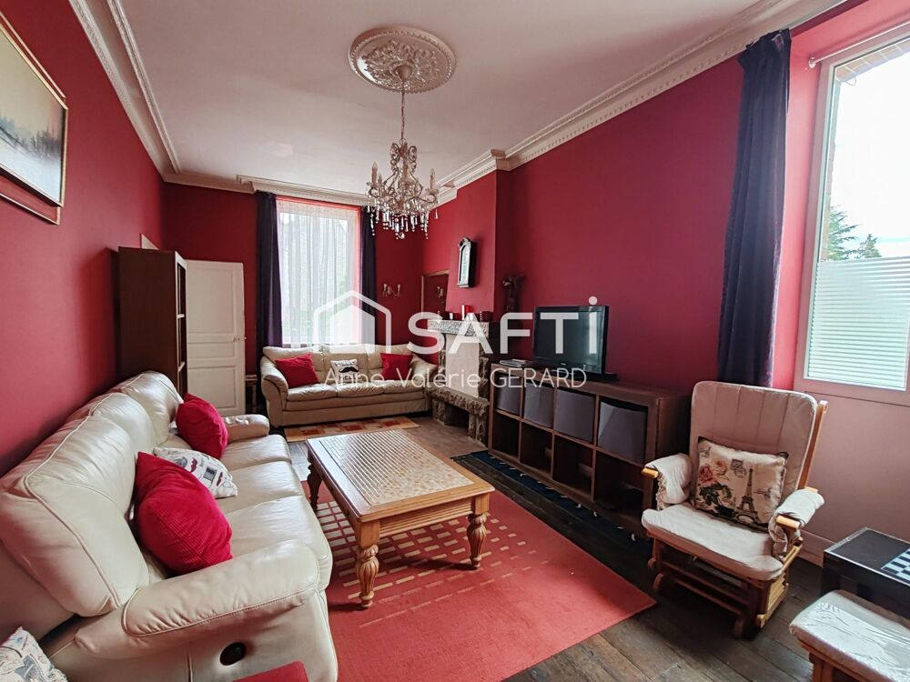 Vente Maison Maison bourgeoise 201 m² avec jardin et parking Landivy