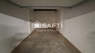  Parking / Garage à vendre 
