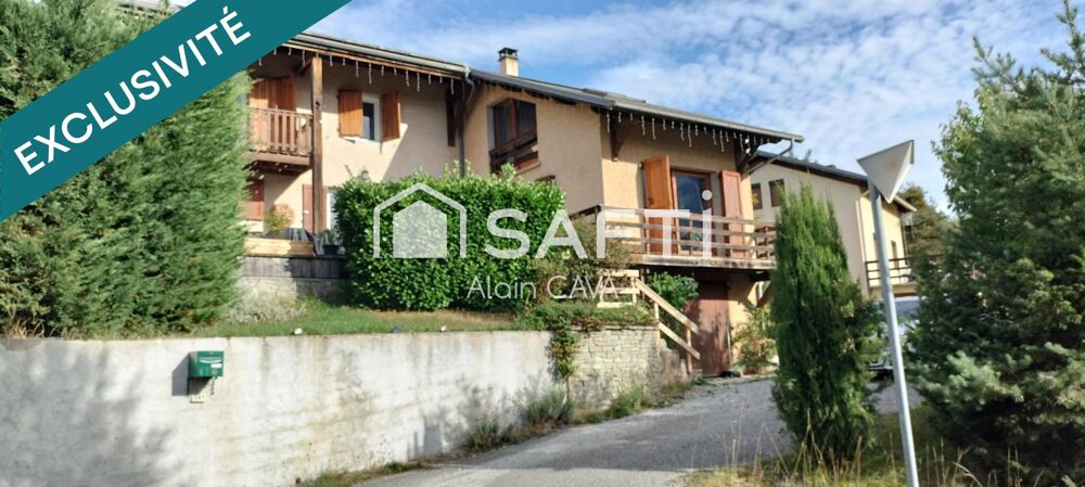 Vente Maison Chalet de 145m² avec garage en sousol sur 914m² de terrain Montclar