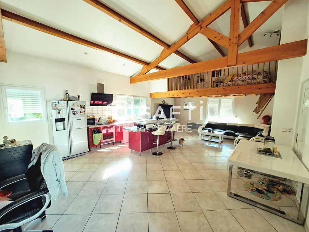 Propriété avec logement indépendant, piscine et vue forêt