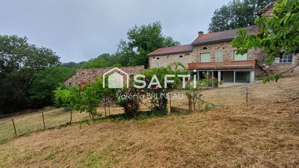 Corps de ferme 182m2 habitables avec env. 600 m² de dépendances  Fort potentiel