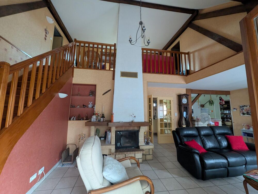 Maison de 200m2 environ avec véranda