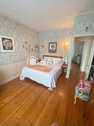  Maison � vendre 10 pi�ces 215 m�