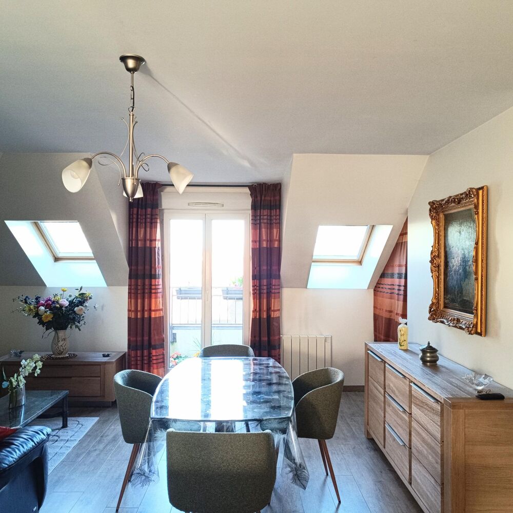 Vente Appartement EN PLEIN CENTRE VILLE ET DERNIER ETAGE (Avec ascenseur) Mandres-les-roses