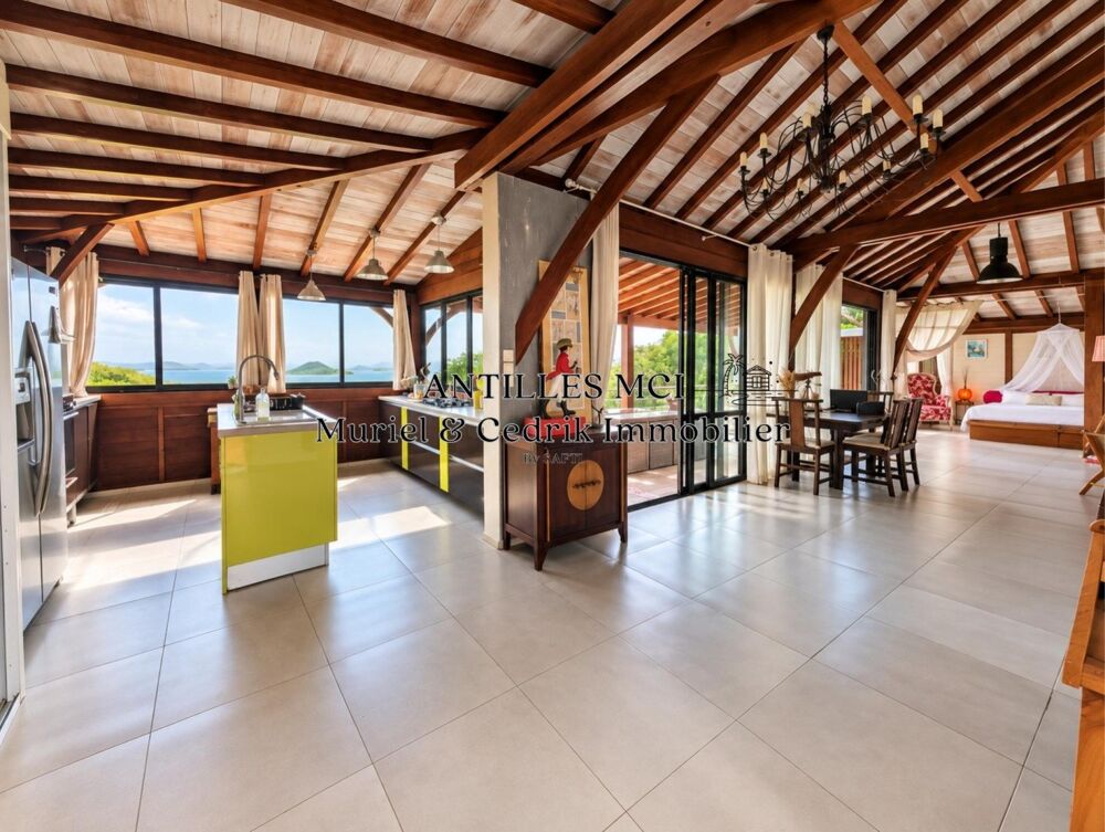 Vente Maison Villa créole, vue mer et espaces modulables Les trois-ilets