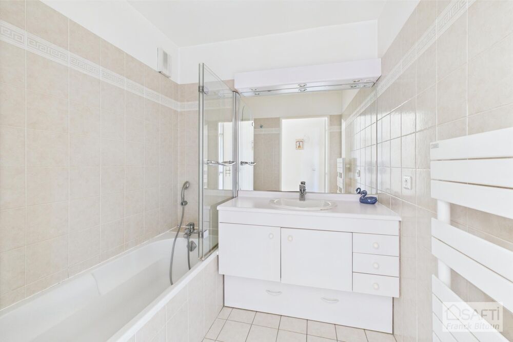 � vendre  Appartement Courbevoie (92400)