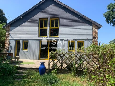   Belle b�tisse de caract�re, 158 m�, 6 pi�ces Maison - 6 pi�ce(s) - 158 m�