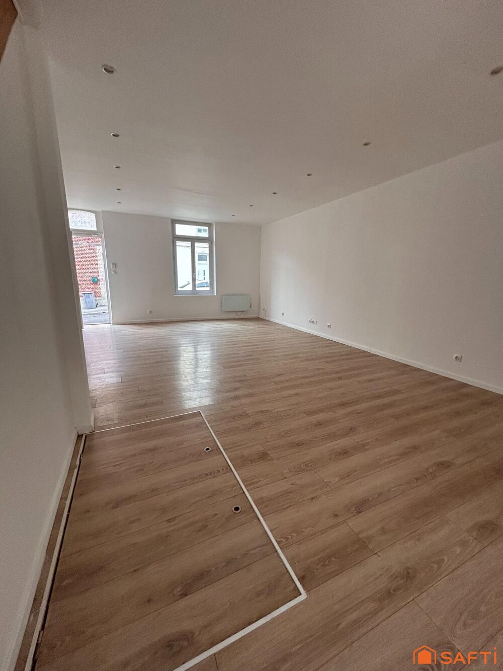 Vente Maison Maison de 91m² - T4 avec extérieur Saint-quentin