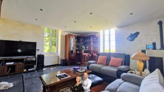  Maison  vendre 6 pices 210 m