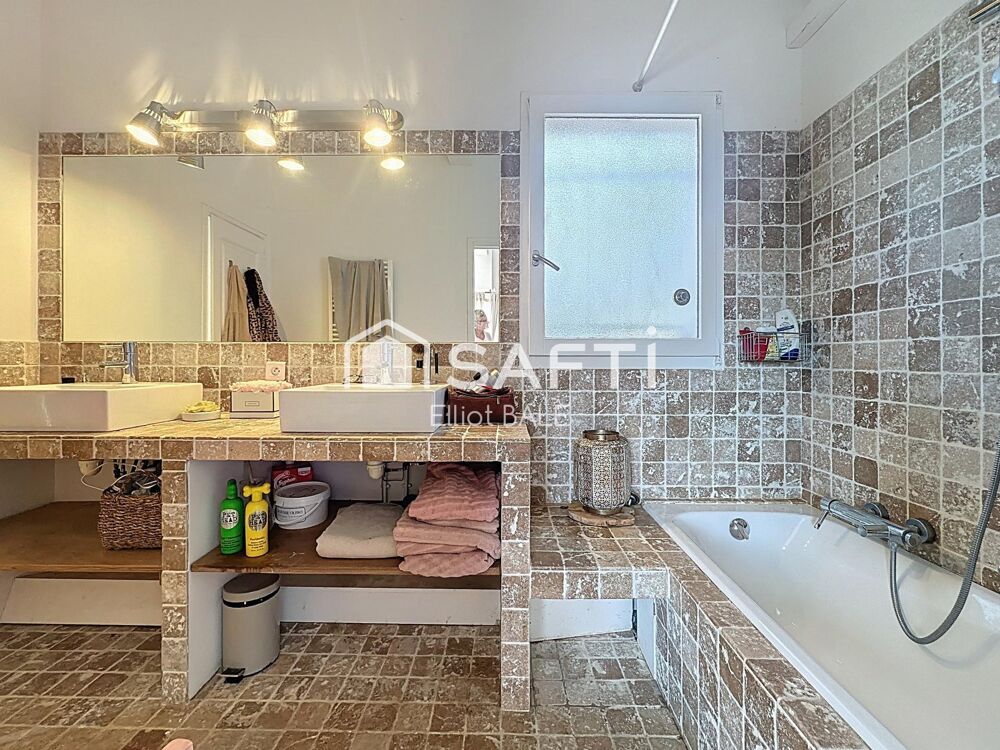 � vendre  Maison Grimaud (83310)