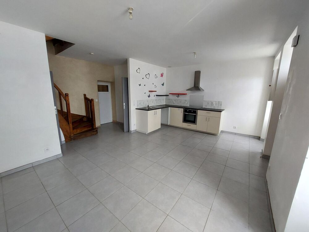 Maison 4 pièces 76 m² · à Carhaix-Plouguer · 76 m² · 88 000 €