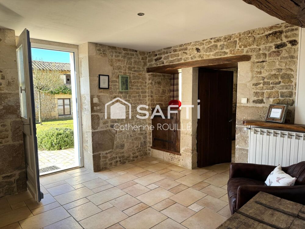 LONGÈRE RÉNOVÉE 6 CHAMBRES, 4 SALLES DE BAIN, PISCINE