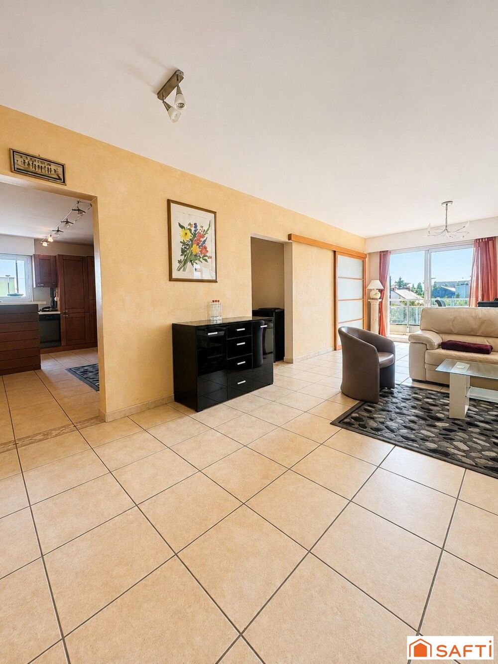 T4 100 m²  balcon Sud-Ouest, parking, cave