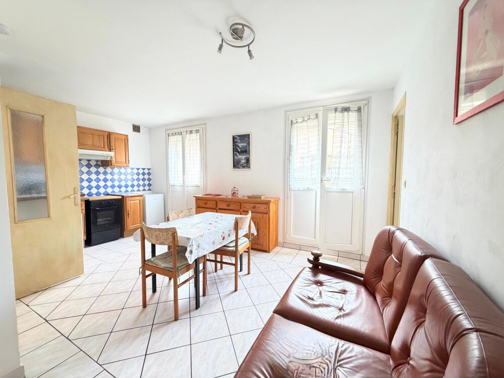 Appartement 33m2, 1 chambre, avec cellier.